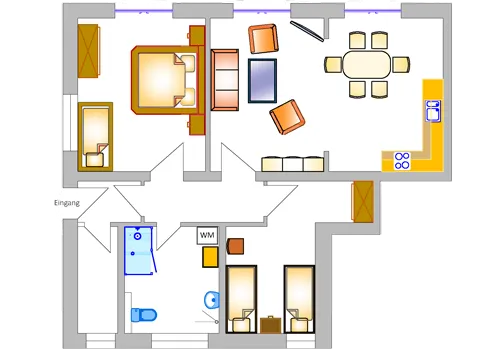 Offener Wohn-, Ess- und Küchenbereich mit zwei großen Glastüren zum Garten, Ledercouch, Sesseln, LCD-Fernseher, Esstisch und Landhausküche.